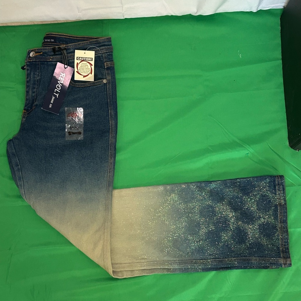 Revolt Jeans Blue to Cream Gradient Flare
